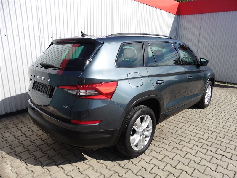 Škoda Kodiaq 2.0 TDi Style 4x4 DSG 7.míst!! - fotka 3 z 18