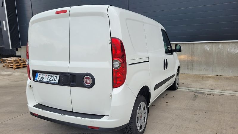 Fiat Dobló cargo (2023) 1,6 JTD KOUPENO V ČR - fotka 12 z 22