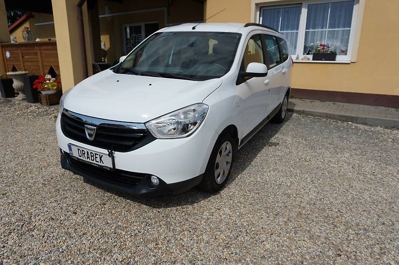 Dacia Lodgy (2016) 1,6 1,Majitel  nové v ČR - fotka 3 z 32