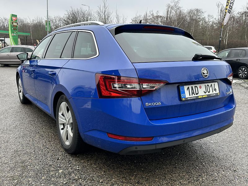 Škoda Superb (2018) Skoda Superb 2018 - fotka 4 z 20