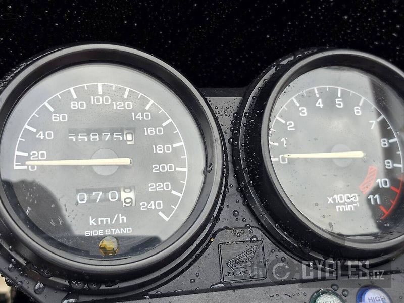 Honda CB 750 F2 Seven-Fifty (1994) - fotka 11 z 11