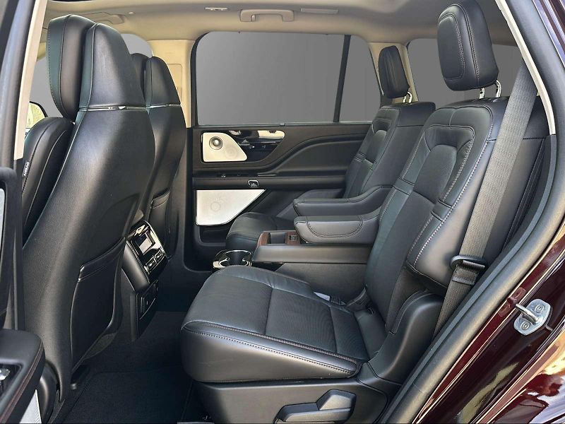 Lincoln Aviator (2024) - fotka 35 z 38