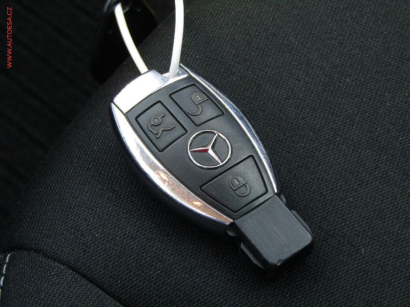 Mercedes-Benz Třídy C (2016) 1.6 CDi C 180d, 1.maj, AT - fotka 20 z 20