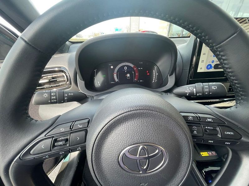 Toyota Yaris Cross 1.5 Hybrid 130k FWD Style - fotka 19 z 27