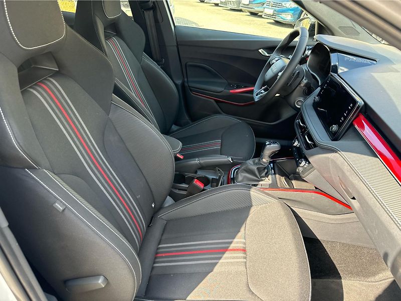 Škoda Fabia Monte Carlo 1,0 TSI 85 kW 7-st - fotka 16 z 21