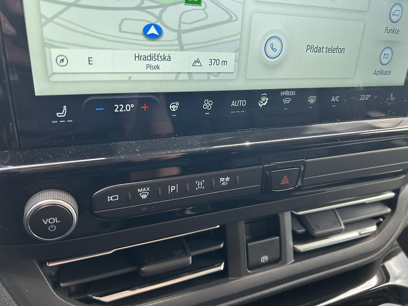 Ford Tourneo Custom 2.0EcoBlue 125kW TITANUIM X L2 - fotka 33 z 36