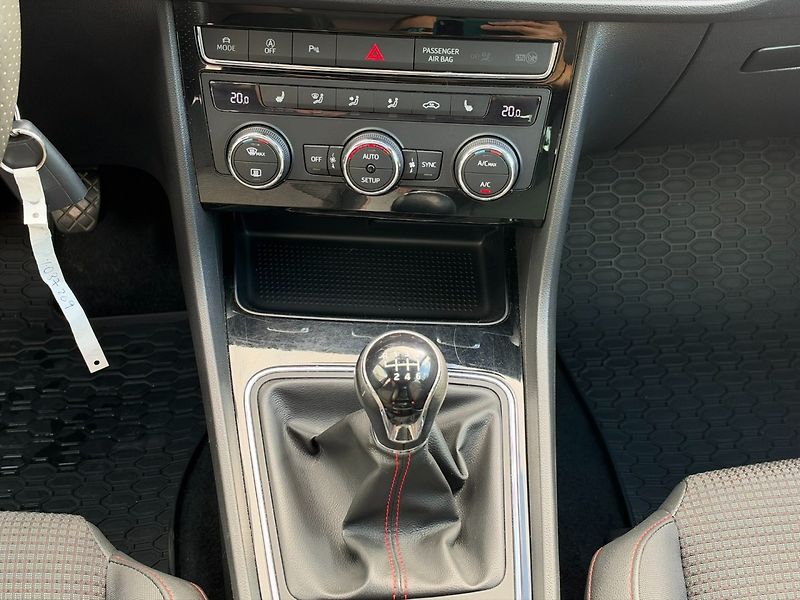 Seat Leon (2018) FR 1.2 TSI 92kW - fotka 20 z 33