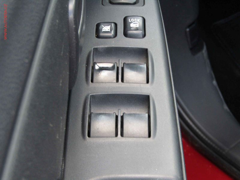 Mitsubishi ASX (2017) 1.6 MIVEC, 1.maj,ČR - fotka 12 z 16