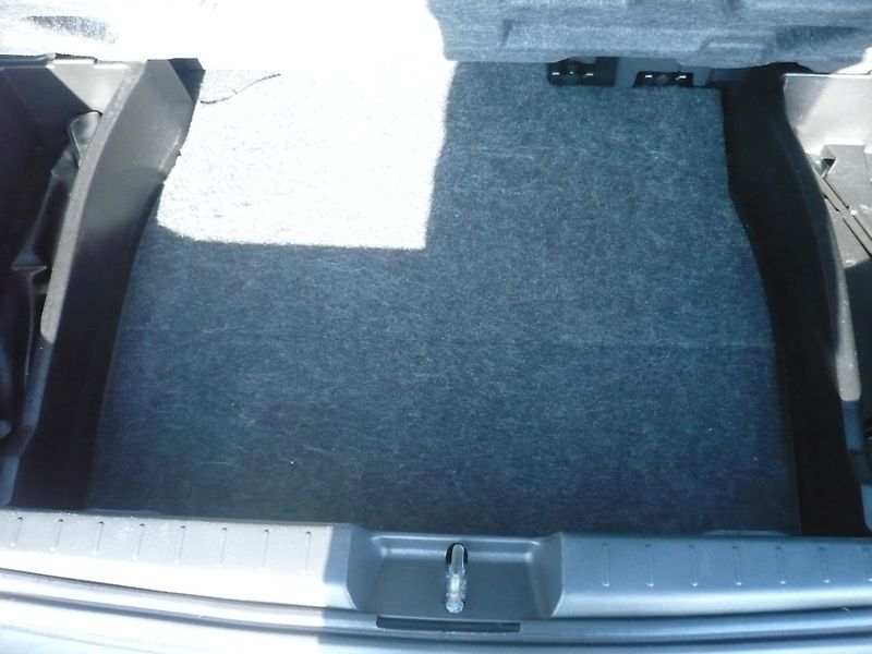 Toyota Yaris 1.0i 51Kw Klimatizace - fotka 20 z 25