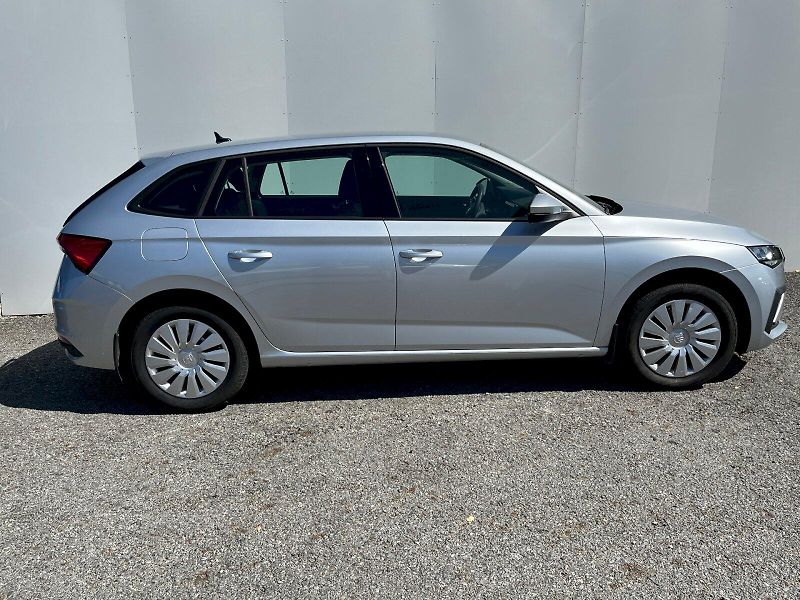 Škoda Scala (2024) 1.0 TSI 85kW Selection - fotka 18 z 21