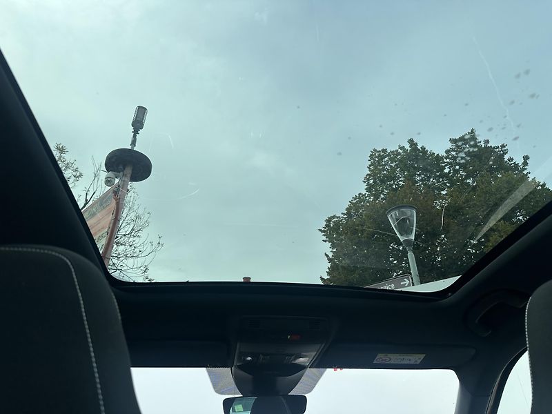 Škoda Kamiq (2023) 1.5 TSI Monte Carlo rezervace - fotka 25 z 34