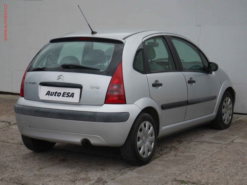 Citroën C3 (2002) 1.6i, Klima - fotka 6 z 14
