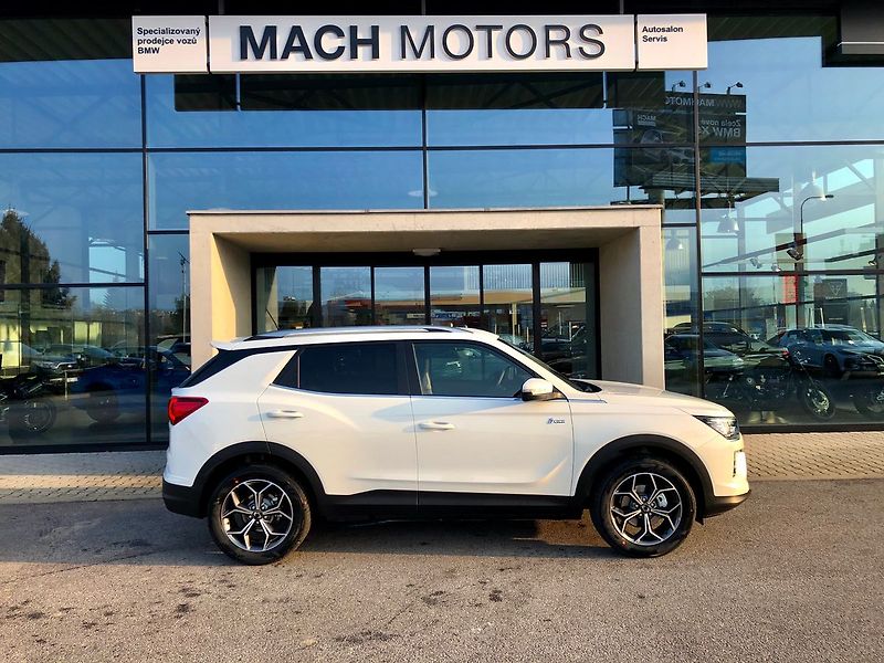KGM Korando (2026) Smart 1.5 AWD A6 - fotka 5 z 21