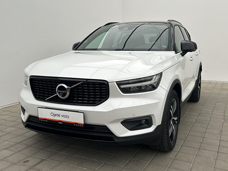 Volvo XC40 2.0 T4 4x4 R-Design - fotografie inzerátu