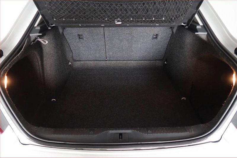 Škoda Octavia (2011) Ambiente 1.6 TDI, Tempomat - fotka 13 z 15