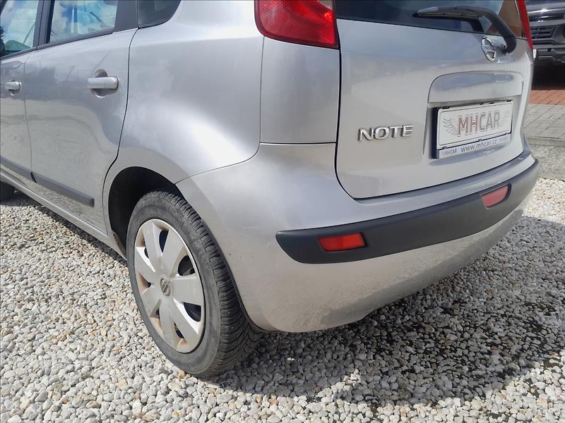 Nissan Note 1,4 i - fotka 14 z 41