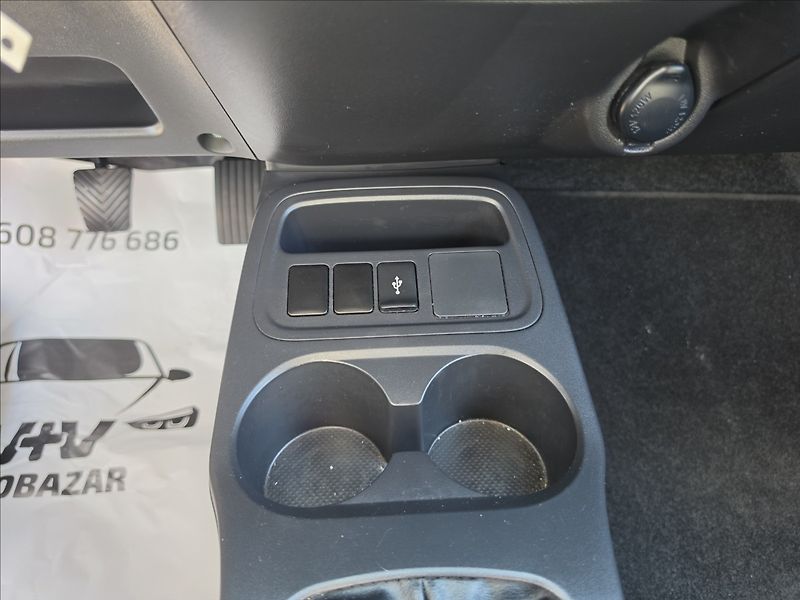 Mitsubishi Space 1,0 MIVEC 52KW KLIMA - fotka 18 z 42