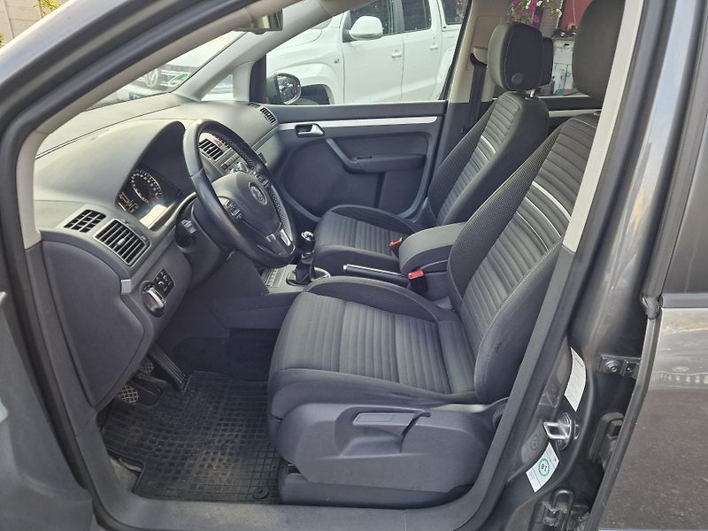 Volkswagen Touran 2,0TDI 103KW CUP NAVI TAŽNÉ  - fotka 7 z 18