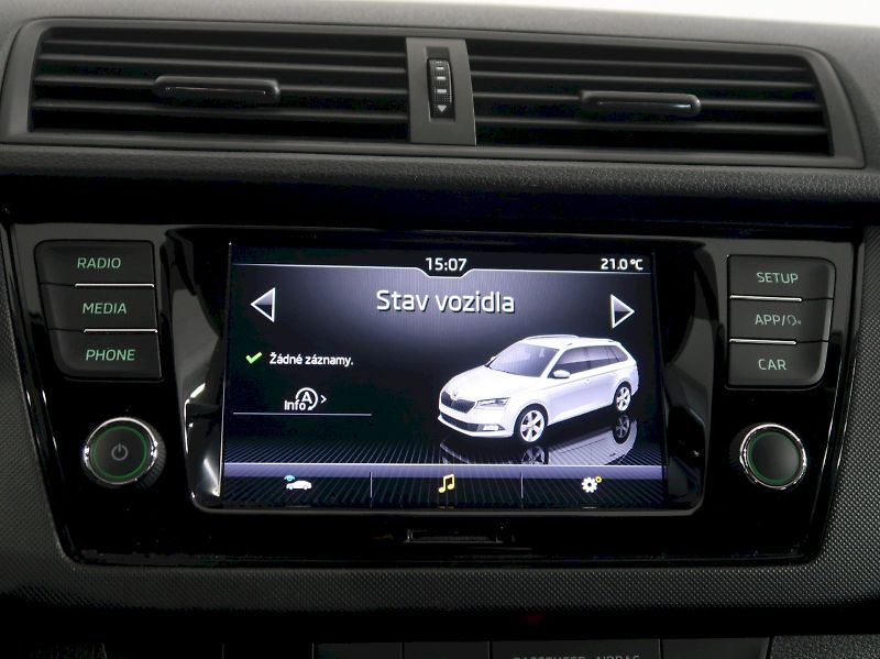 Škoda Fabia (2021) AMBITION 1.0TSI 70KW - fotka 21 z 28