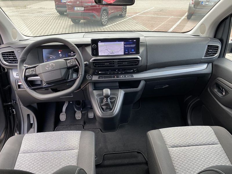 Toyota ProAce Verso 2.0 Diesel L2 6MT Family - fotka 14 z 24