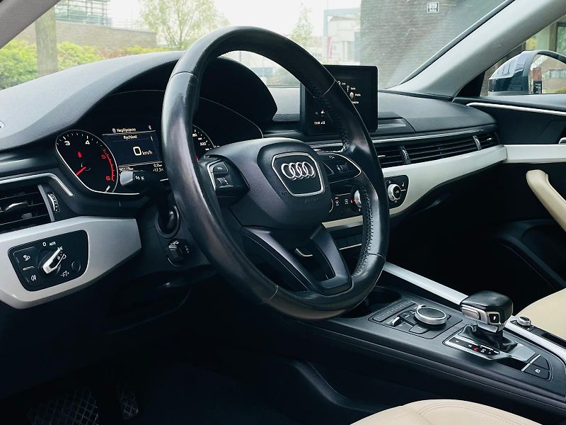 Audi A4 Avant 2.0TD AUT VÝHŘEV SENZORY - fotka 25 z 48