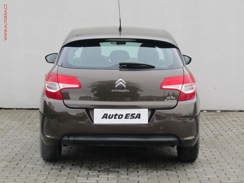 Citroën C4 (2011) 1.4i, ČR - fotka 5 z 15