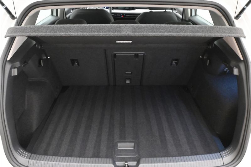 Volkswagen Golf 2,0 TDI 110 kW Life Záruka až - fotka 10 z 30