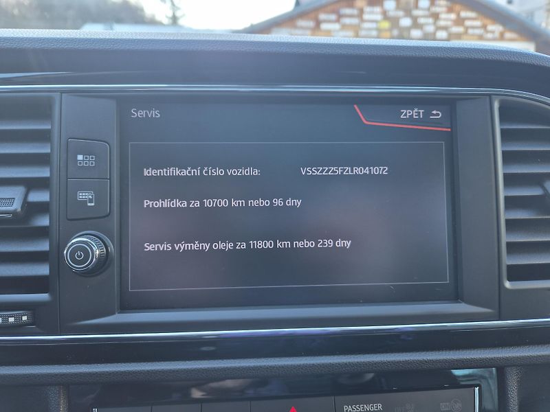 Seat Leon ST FR 2,0TDi 110kw DSG 18ALU - fotka 22 z 43