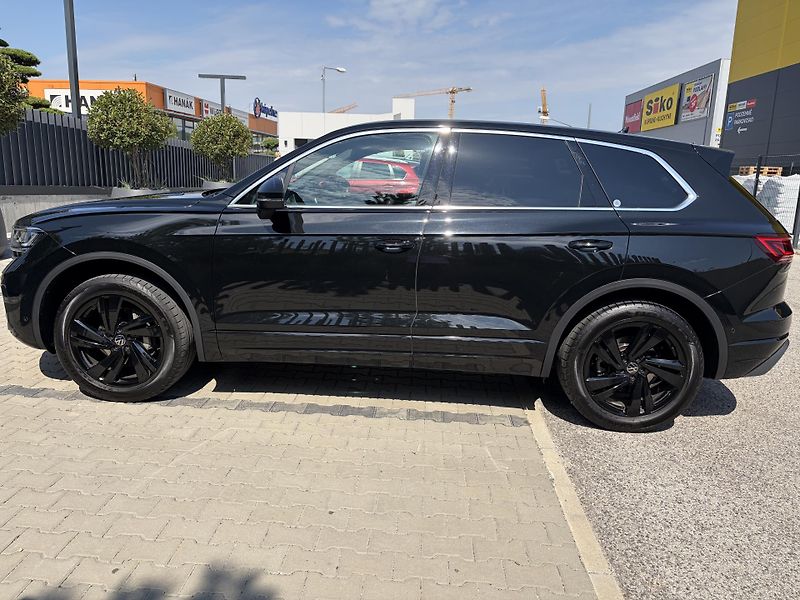 Volkswagen Touareg (2024) - fotka 3 z 13