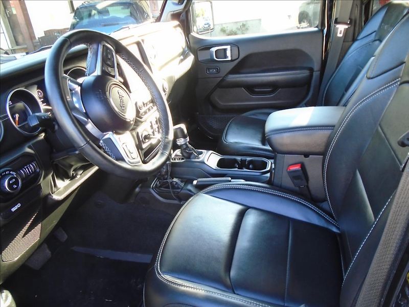 Jeep Gladiator 3,0 - fotka 18 z 23
