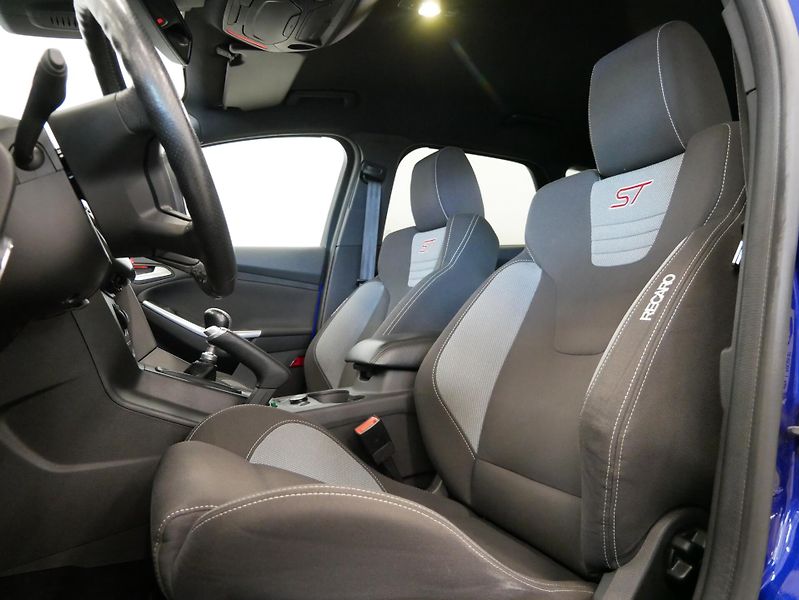 Ford Focus - fotka 12 z 28