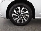 Volkswagen Touran (2022) Active 2.0 TDI, Automat - náhled 18