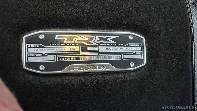 Dodge RAM (2022) 1500 TRX 6.2 HEMI V8 523kW - fotka 17 z 19