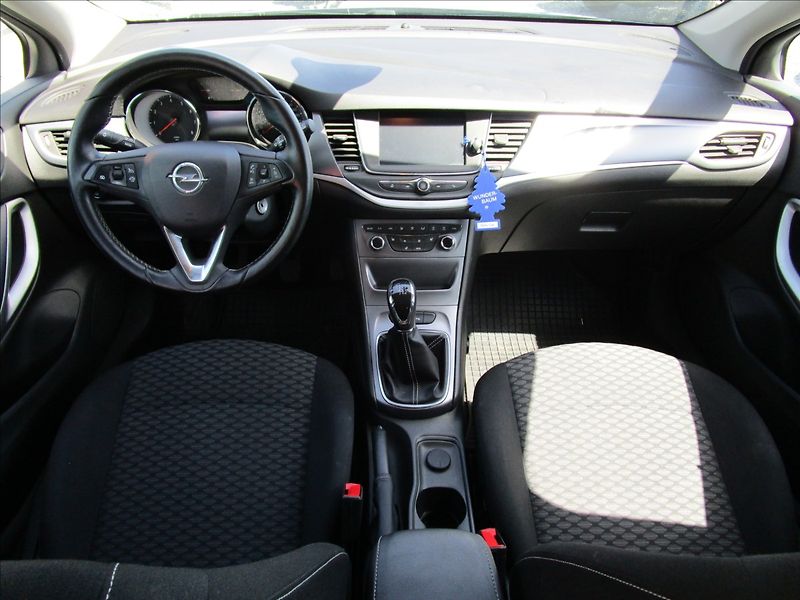 Opel Astra 1.4 Turbo Enjoy, 2. maj. - fotka 7 z 38