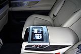 BMW Řada 7 750 Ld xDrive/Laser/M paket/ČR - náhled 38