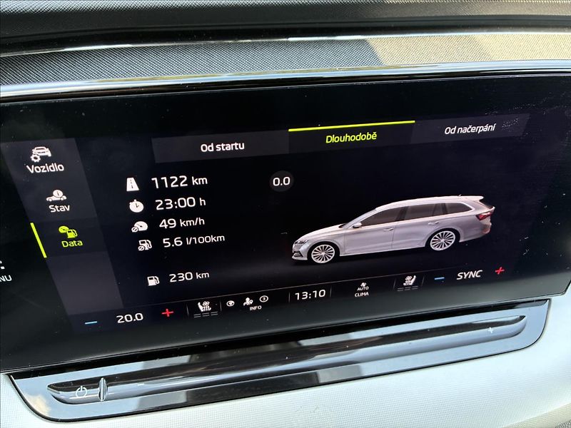 Škoda Octavia 2,0 TAŽNÉ,KŮŽE,HEAD-UP - fotka 31 z 38