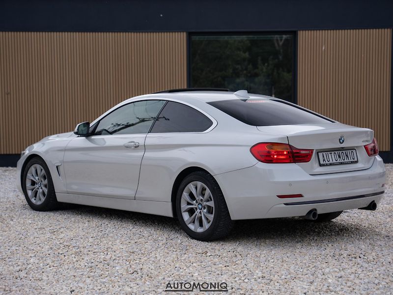 BMW Řada 4 (2016) 435i F32 Sport Pano, H&K, HUD - fotka 15 z 24