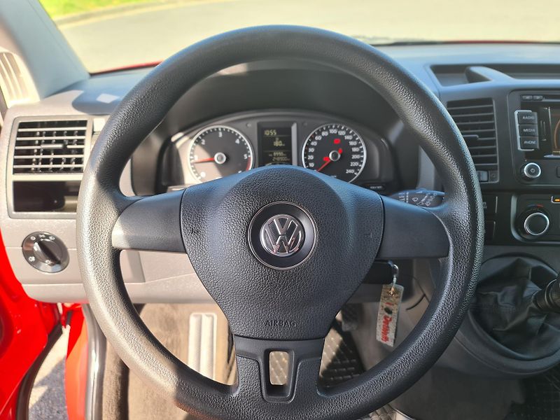 Volkswagen Multivan (2011) 2.0 TDi 103-KW WEBAST OLOMOUC - fotka 63 z 109