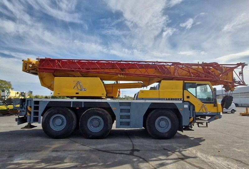 Liebherr (2002) LTM1055/1 mobile crane - fotka 5 z 22