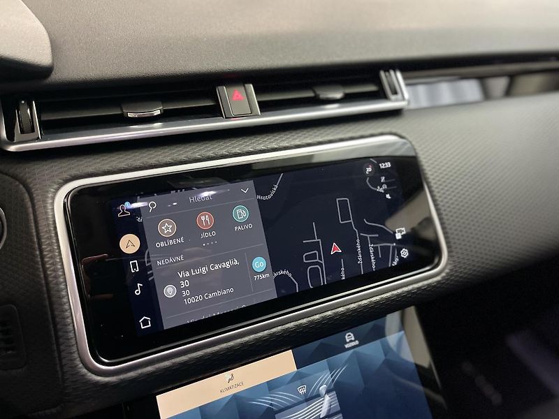 Land Rover Range Rover Velar (2021) D200,REZERVOVÁNO - fotka 26 z 41