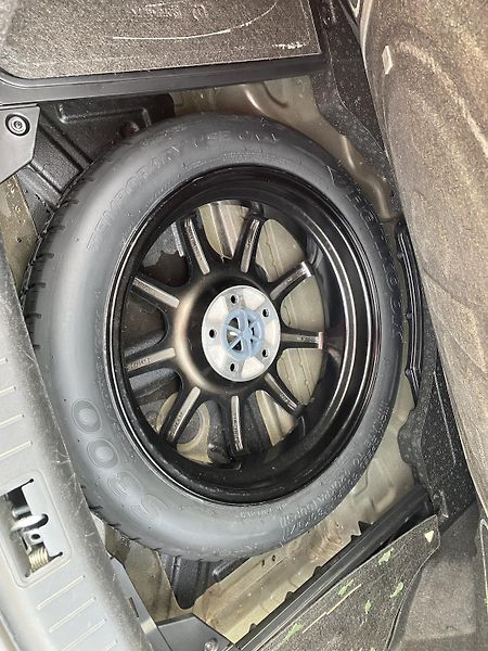 Hyundai Genesis (2013) 3.8i RS INDIVIDUAL  - fotka 54 z 57