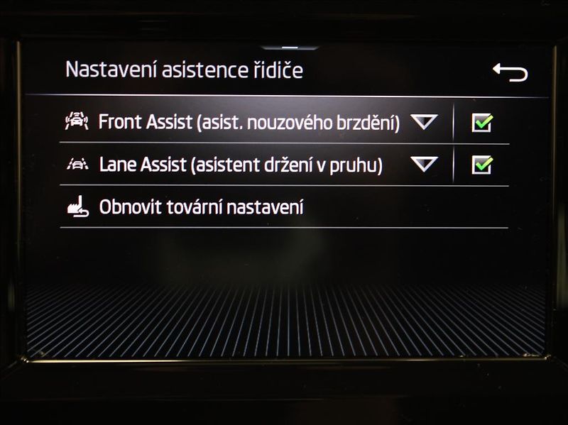 Škoda Scala 1,0 TSi 85kW Ambi. PLUS 59tkm! - fotka 12 z 23