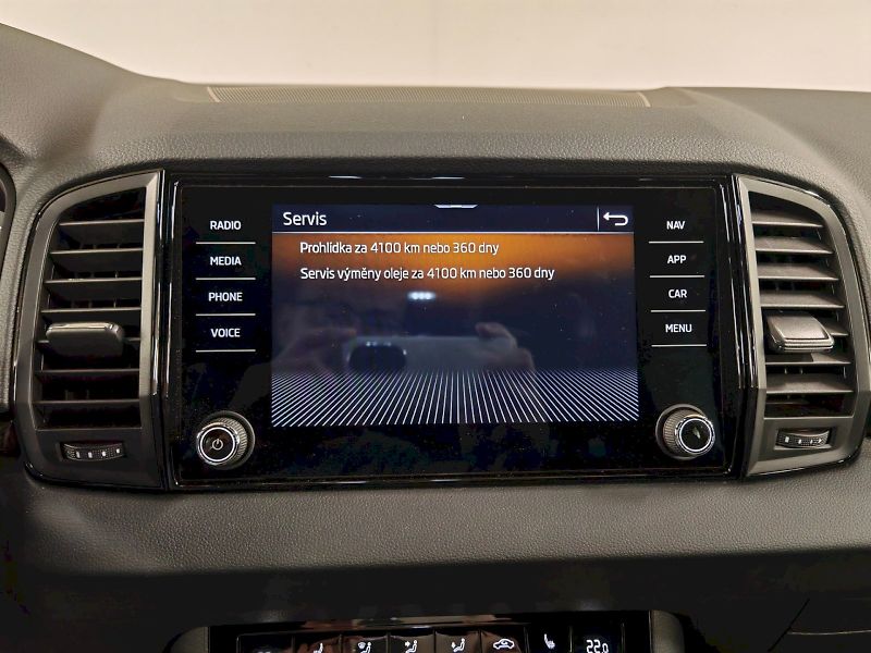 Škoda Karoq (2025) 1.5 TSI 110 kW DSG Sportline - fotka 15 z 31