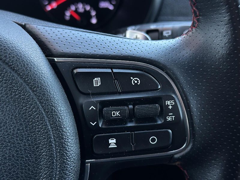 Kia Optima GT 2.0TGDi H-Matic Sportswagon - fotka 25 z 56