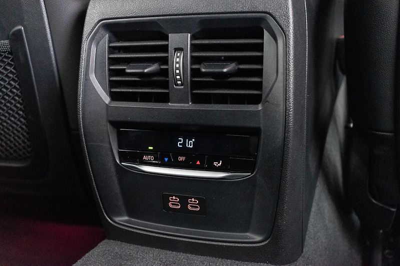 BMW Řada 4 420d xD ///M*TAŽNÉ*ZÁRUKA*ČR 1 - fotka 15 z 52
