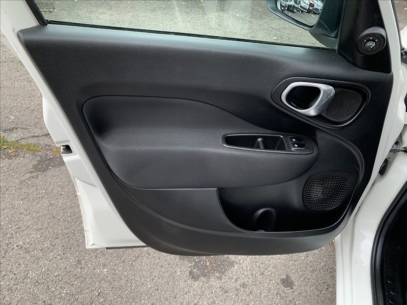 Fiat 500L 1,6 JTD,ČR - fotka 12 z 17
