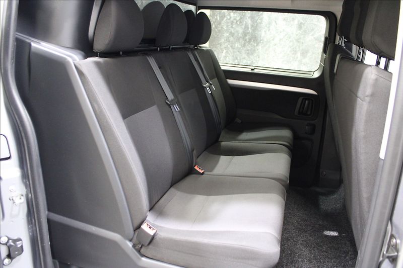 Peugeot Expert 2,0 HDI 6-MÍST L3 145k MAN 6 - fotka 12 z 31