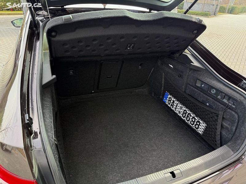 Škoda Superb (2020) 2.0 TDi 110kw/STYLE/tažné - fotka 25 z 27