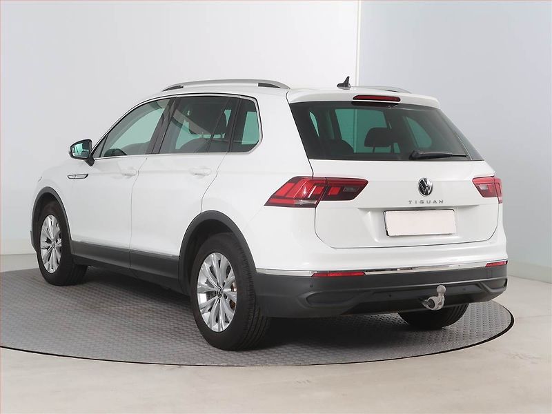 Volkswagen Tiguan (2020) 1.5 TSI - fotka 4 z 19