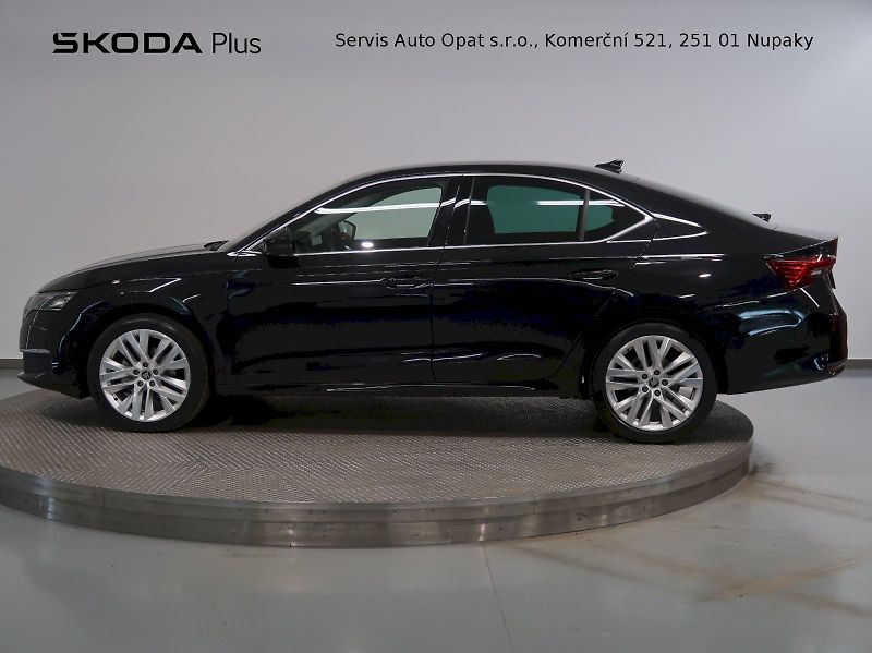 Škoda Octavia (2025) EXCLUSIVE 2.0TDI 110KW DSG MAT - fotka 3 z 41